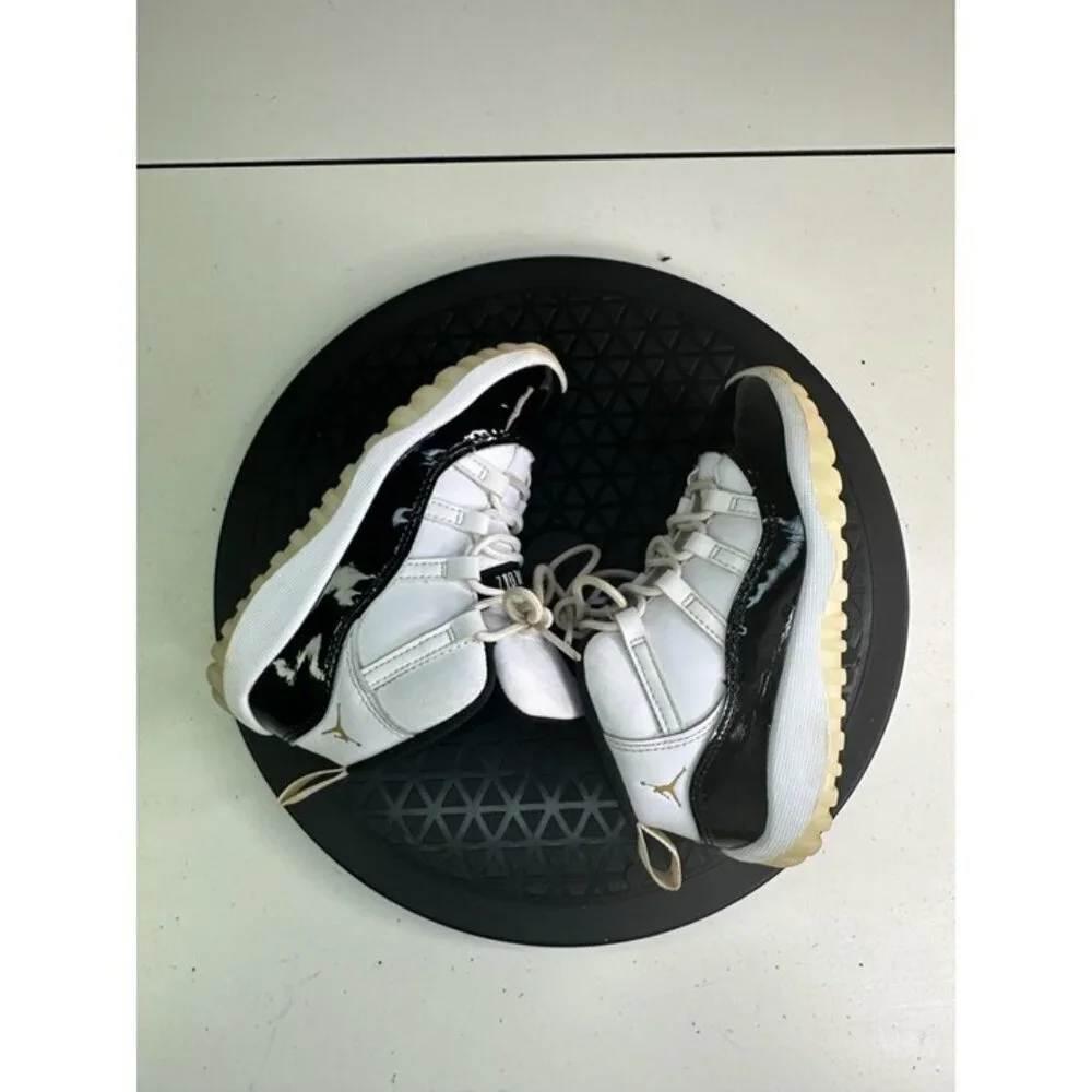 Nike Air Jordan 11 Retro TD Gratitude 378040-170 Kids 10C White Black Patent 23